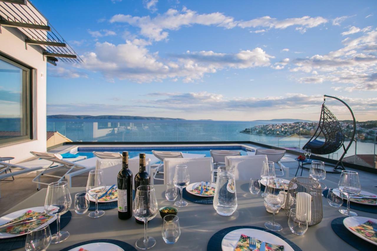 Holiday Home Olive Exclusive - 8 People, Heated Pool, Okrug Gornji, Sea View Trogir Exteriör bild