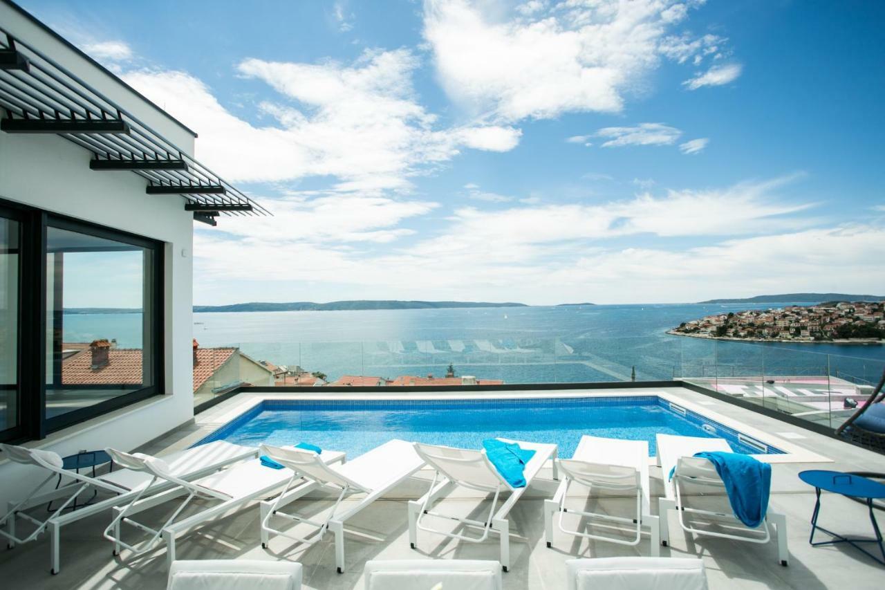 Holiday Home Olive Exclusive - 8 People, Heated Pool, Okrug Gornji, Sea View Trogir Exteriör bild